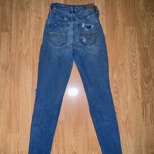 American Eagle Outfitters Skinny Jeans in Blue with Back Pocket Distress